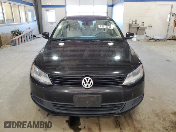2011 Volkswagen Jetta SE with VIN 3VWDX7AJ4BM331741, listed as a Copart auction lot 87010944 with 244,547 mi miles and Clean title. Bid and sale history available at DreamBid. Image 5.