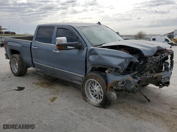 2016 GMC Sierra 2500HD Denali with VIN 1GT12UE85GF152559, listed as a Copart auction lot 50357665 with 126,933 mi miles and Salvage Title. Bid and sale history available at carsss.com. Image 4.