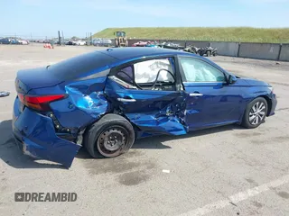 2019 Nissan Altima S z VIN 1N4BL4BV3KC103257, wystawiony jako IAAI lot #42056680 z przebiegiem 99 467 mil mil oraz . Historia ofert i sprzedaży dostępna na DreamBid. Obrazek 6.