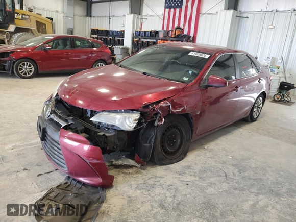 2015 Toyota Camry XLE with VIN 4T1BF1FK1FU972435, listed as a Copart auction lot 41929005 with Not Provided miles and Clean Title. Bid and sale history available at carsss.com. Image 1.