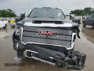 2022 GMC Sierra 2500HD Denali z VIN 1GT49REY7NF314792, wystawiony jako Copart lot #55963455 z przebiegiem 114 853 mil mil oraz Szkoda całkowita • Salvage title. Historia ofert i sprzedaży dostępna na DreamBid. Obrazek 5.