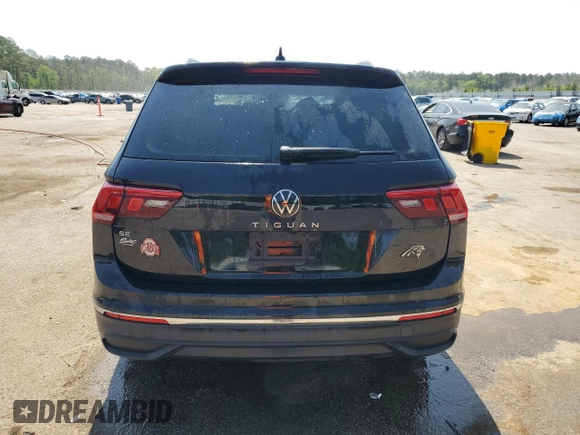 2023 Volkswagen Tiguan SE с VIN 3VVNB7AX1PM037524, выставлен на аукционе Copart как лот 55352445 с пробегом 24 380 миль миль и Списание • Salvage title. История ставок и продаж доступна на DreamBid. Изображение 6.