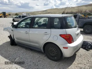 2005 Scion xA z VIN JTKKT624650090046, wystawiony jako Copart lot #53173525 z przebiegiem Nie podano mil oraz Szkoda całkowita • Salvage title. Historia ofert i sprzedaży dostępna na DreamBid. Obrazek 2.