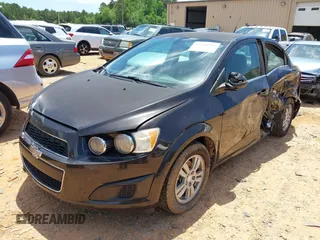 2014 Chevrolet Sonic LT с VIN 1G1JC5SH3E4139348, выставлен на аукционе IAAI как лот 42336984 с пробегом Не указан миль и . История ставок и продаж доступна на DreamBid. Изображение 2.