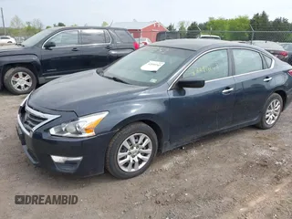 2013 Nissan Altima 2.5 S with VIN 1N4AL3AP6DC276170, listed as a IAAI auction lot 42095243 with 185,055 mi miles and . Bid and sale history available at carsss.com. Image 17.