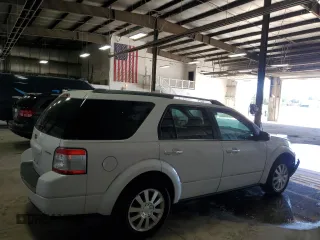 2008 Ford Taurus X Limited z VIN 1FMDK03W18GA17707, wystawiony jako Copart lot #85287524 z przebiegiem 121 231 mil mil oraz Nie do naprawy • Non repairable. Historia ofert i sprzedaży dostępna na DreamBid. Obrazek 3.