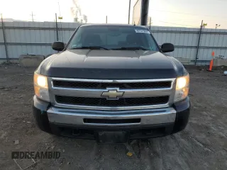 2009 Chevrolet Silverado 1500 LT with VIN 3GCEC23CX9G140211, listed as a Copart auction lot 82701964 with 130,641 mi miles and Salvage Title. Bid and sale history available at carsss.com. Image 5.