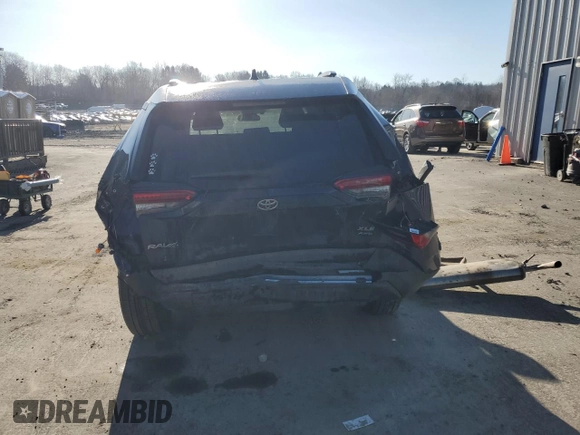 2019 Toyota RAV4 XLE with VIN 2T3P1RFV5KW055822, listed as a Copart auction lot 48483075 with 60,619 mi miles and Salvage Title. Bid and sale history available at DreamBid. Image 6.