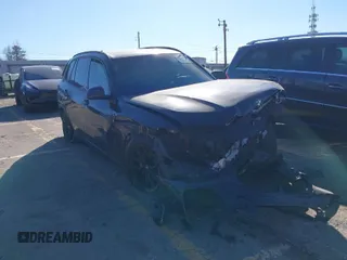 2019 BMW X5 xDrive40i with VIN 5UXCR6C55KLL01781, listed as a IAAI auction lot 38676093 with 1 mi miles. Bid and sale history available at carsss.com. Image 1.