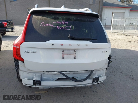 2017 Volvo XC90 Momentum with VIN YV4A22PK8H1148692, listed as a IAAI auction lot 41195727 with 70,215 mi miles. Bid and sale history available at carsss.com. Image 6.