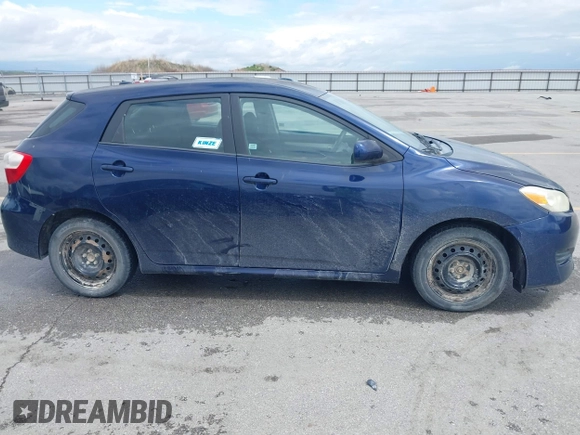 2010 Toyota Matrix z VIN 2T1KU4EE2AC491753, wystawiony jako IAAI lot #42179480 z przebiegiem 282 014 mil mil oraz . Historia ofert i sprzedaży dostępna na DreamBid. Obrazek 13.