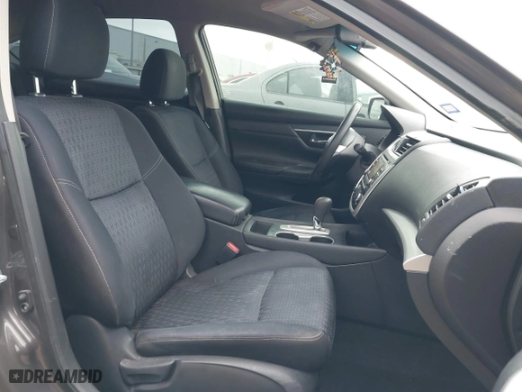 2016 Nissan Altima 2.5 SR with VIN 1N4AL3AP5GN364541, listed as a IAAI auction lot 41567623 with 97,712 mi miles. Bid and sale history available at carsss.com. Image 5.