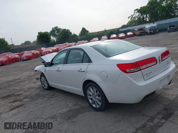 2012 Lincoln MKZ with VIN 3LNHL2GC8CR803337, listed as a IAAI auction lot 42338288 with Not provided miles and . Bid and sale history available at DreamBid. Image 3.