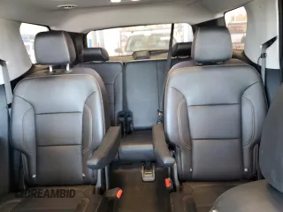 2021 Chevrolet Traverse LT z VIN 1GNERHKW5MJ186895, wystawiony jako Copart lot #53341715 z przebiegiem 72 066 mil mil oraz Szkoda całkowita • Salvage title. Historia ofert i sprzedaży dostępna na DreamBid. Obrazek 10.
