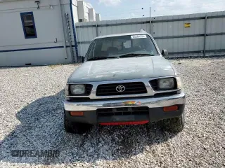 1993 Toyota Pickup DLX z VIN 4TAVN13D3PZ113874, wystawiony jako Copart lot #65384333 z przebiegiem 225 463 mil mil oraz Szkoda całkowita • Salvage title. Historia ofert i sprzedaży dostępna na DreamBid. Obrazek 10.