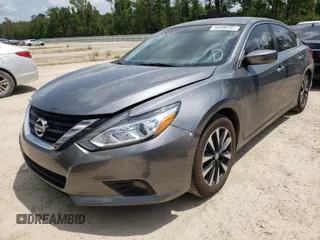 2017 Nissan Altima SV with VIN 1N4AL3AP4HC231153, listed as a Copart auction lot 72575824 with 113,092 mi miles and Salvage Title. Bid and sale history available at carsss.com. Image 2.