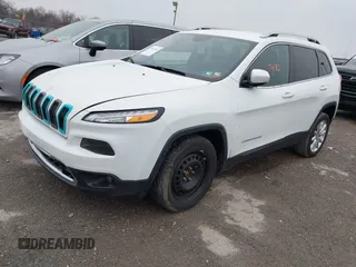 2016 Jeep Cherokee High Altitude with VIN 1C4PJLDB3GW160745, listed as a IAAI auction lot 41847482 with 125,180 mi miles. Bid and sale history available at carsss.com. Image 17.