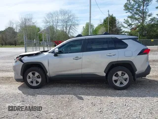 2025 Toyota RAV4 XLE with VIN 2T3W1RFVXSC309764, listed as a IAAI auction lot 41866773 with 4,641 mi miles. Bid and sale history available at carsss.com. Image 14.