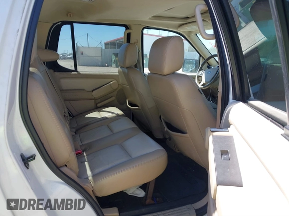 2007 Ford Explorer Sport Trac Limited z VIN 1FMEU33887UA07578, wystawiony jako IAAI lot #41777150 z przebiegiem 221 223 mil mil oraz . Historia ofert i sprzedaży dostępna na DreamBid. Obrazek 8.