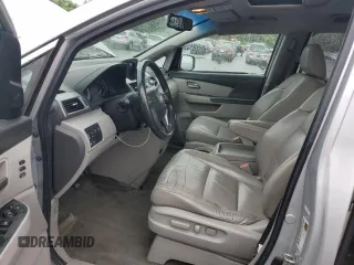 2011 Honda Odyssey Touring with VIN 5FNRL5H99BB021223, listed as a Copart auction lot 61171775 with 194,029 mi miles and Salvage title. Bid and sale history available at DreamBid. Image 7.