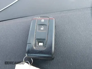 2007 Toyota Prius z VIN JTDKB20U577558459, wystawiony jako IAAI lot #42265933 z przebiegiem 104 286 mil mil oraz . Historia ofert i sprzedaży dostępna na DreamBid. Obrazek 11.