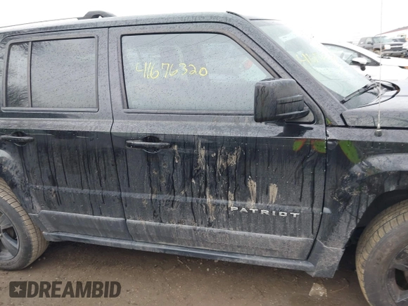 2017 Jeep Patriot High Altitude with VIN 1C4NJPFA0HD131946, listed as a IAAI auction lot 41676320 with 95,271 mi miles and . Bid and sale history available at carsss.com. Image 14.