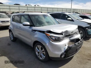 2016 Kia Soul + with VIN KNDJP3A5XG7871419, listed as a Copart auction lot 49472535 with 84,939 mi miles and Salvage Title. Bid and sale history available at carsss.com. Image 4.
