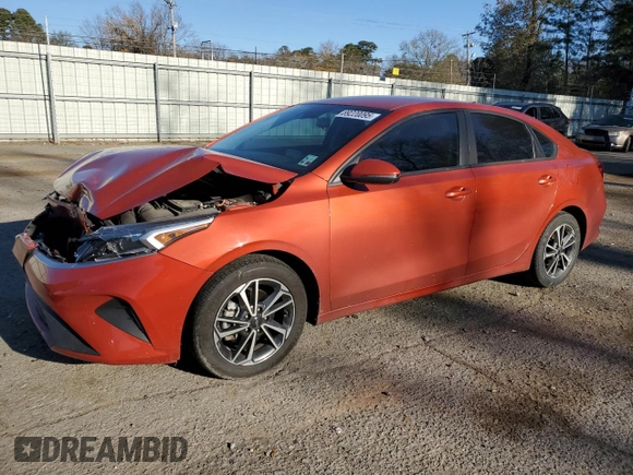 2022 Kia Forte LXS with VIN 3KPF24AD4NE475212, listed as a Copart auction lot 89220095 with 67,681 mi miles and Salvage Title. Bid and sale history available at carsss.com. Image 1.