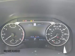 2025 Nissan Altima SV z VIN 1N4BL4DV0SN378389, wystawiony jako IAAI lot #41984535 z przebiegiem 46 mil mil oraz . Historia ofert i sprzedaży dostępna na DreamBid. Obrazek 7.