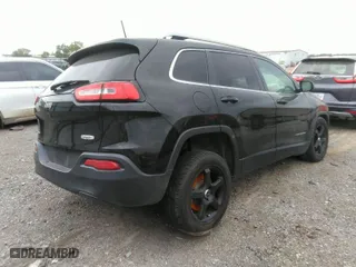 2017 Jeep Cherokee Latitude with VIN 1C4PJMCB2HW659836, listed as a IAAI auction lot 37540753 with 213,189 mi miles. Bid and sale history available at carsss.com. Image 4.