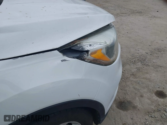 2017 Ford Escape SE with VIN 1FMCU0GD2HUB03804, listed as a IAAI auction lot 41842496 with 197,373 mi miles. Bid and sale history available at carsss.com. Image 6.