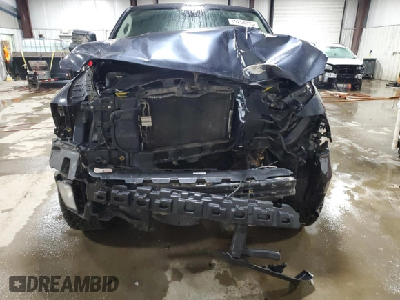 2013 Ram 1500 Sport z VIN 1C6RR7MT0DS615059, wystawiony jako Copart lot #89258315 z przebiegiem 136 524 mil mil oraz Szkoda całkowita • Salvage title. Historia ofert i sprzedaży dostępna na DreamBid. Obrazek 5.