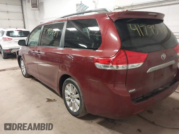 2011 Toyota Sienna XLE with VIN 5TDDK3DC6BS007004, listed as a IAAI auction lot 41793481 with 255,255 mi miles. Bid and sale history available at carsss.com. Image 3.