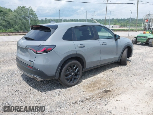 2024 Honda HR-V Sport z VIN 3CZRZ2H52RM763246, wystawiony jako IAAI lot #42301870 z przebiegiem 12 208 mil mil oraz . Historia ofert i sprzedaży dostępna na DreamBid. Obrazek 4.