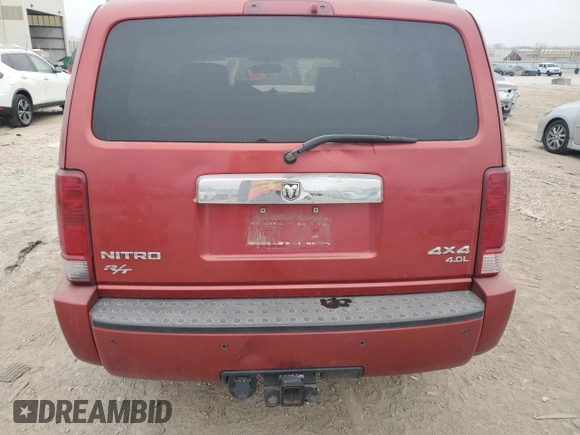 2008 Dodge Nitro R/T with VIN 1D8GU58628W151909, listed as a Copart auction lot 86127564 with 189,804 mi miles and Salvage Title. Bid and sale history available at DreamBid. Image 6.