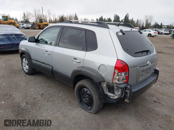 2008 Hyundai Tucson SE with VIN KM8JN72D68U762845, listed as a IAAI auction lot 41839903 with 188,546 mi miles. Bid and sale history available at carsss.com. Image 3.