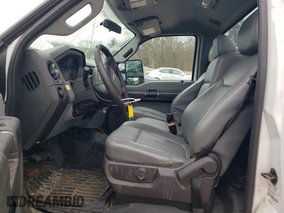 2015 Ford F-250 XLT with VIN 1FTBF2B63FEC37940, listed as a Copart auction lot 49921915 with 87,870 mi miles and Clean title. Bid and sale history available at DreamBid. Image 7.