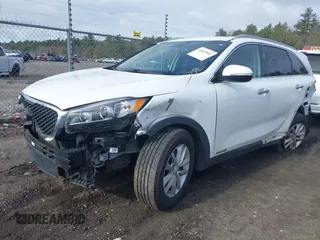 2018 Kia Sorento LX V6 with VIN 5XYPGDA52JG374276, listed as a IAAI auction lot 41825942 with 57,690 mi miles. Bid and sale history available at carsss.com. Image 18.