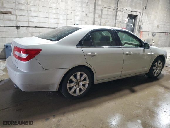 2008 Lincoln MKZ with VIN 3LNHM26T48R616117, listed as a Copart auction lot 51061985 with 173,385 mi miles and Salvage Title. Bid and sale history available at carsss.com. Image 3.
