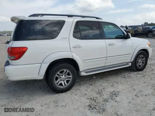 2006 Toyota Sequoia SR5 with VIN 5TDZT34A36S267724, listed as a Copart auction lot 53955305 with 300,858 mi miles and Clean Title. Bid and sale history available at carsss.com. Image 3.