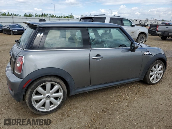 2008 MINI Hardtop S with VIN WMWMF73538TT91152, listed as a Copart auction lot 57671495 with 176,063 mi miles and Salvage title. Bid and sale history available at DreamBid. Image 3.