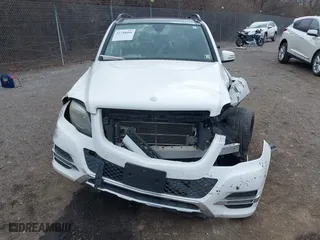 2014 Mercedes-Benz GLK-Class GLK 250 BlueTEC with VIN WDCGG0EBXEG270303, listed as a IAAI auction lot 41748806 with 154,302 mi miles. Bid and sale history available at carsss.com. Image 13.