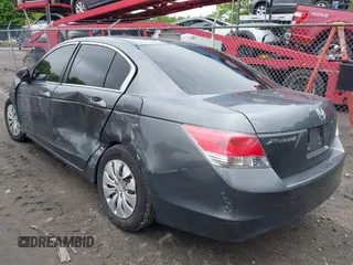 2010 Honda Accord LX z VIN 1HGCP2F37AA088161, wystawiony jako IAAI lot #42256427 z przebiegiem 194 959 mil mil oraz . Historia ofert i sprzedaży dostępna na DreamBid. Obrazek 3.