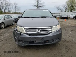2013 Honda Odyssey LX with VIN 5FNRL5H24DB001080, listed as a Copart auction lot 52790605 with 137,853 mi miles and Salvage Title. Bid and sale history available at carsss.com. Image 5.