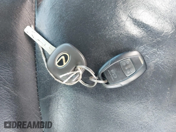 2009 Lexus RX 350 with VIN 2T2GK31U39C073339, listed as a IAAI auction lot 42147445 with 180,001 mi miles and . Bid and sale history available at DreamBid. Image 11.