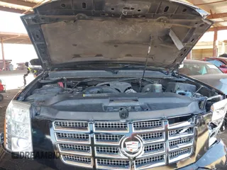 2009 Cadillac Escalade z VIN 1GYFC23269R251960, wystawiony jako IAAI lot #41993963 z przebiegiem 164 055 mil mil oraz . Historia ofert i sprzedaży dostępna na DreamBid. Obrazek 10.
