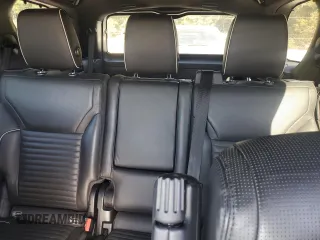 2017 Land Rover Discovery HSE with VIN SALRRBBVXHA040814, listed as a Copart auction lot 77604934 with 115,308 mi miles and Clean Title. Bid and sale history available at carsss.com. Image 10.