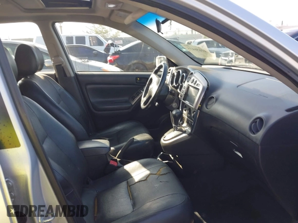2008 Pontiac Vibe with VIN 5Y2SL65838Z400904, listed as a IAAI auction lot 41656435 with 215,978 mi miles. Bid and sale history available at carsss.com. Image 5.