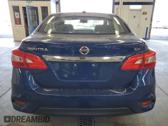 2018 Nissan Sentra SV z VIN 3N1AB7AP7JY218207, wystawiony jako Copart lot #56067335 z przebiegiem 40 733 mil mil oraz Szkoda całkowita • Salvage title. Historia ofert i sprzedaży dostępna na DreamBid. Obrazek 6.