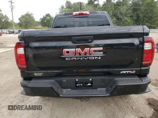 2024 GMC Canyon 4WD AT4 with VIN 1GTP6DEK3R1219220, listed as a Copart auction lot 68636524 with 401 mi miles and Salvage Title. Bid and sale history available at carsss.com. Image 6.
